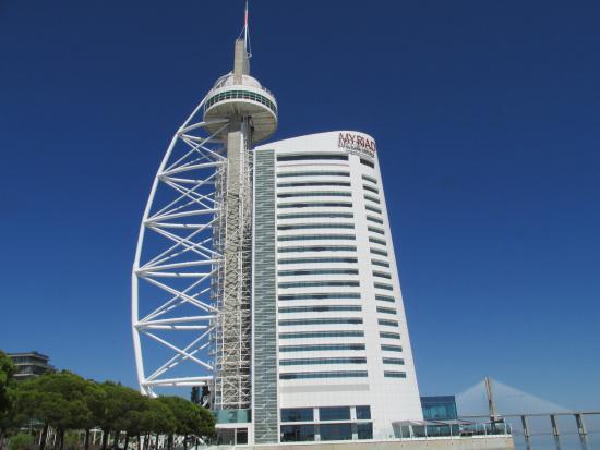 Vasco da Gama Tower
